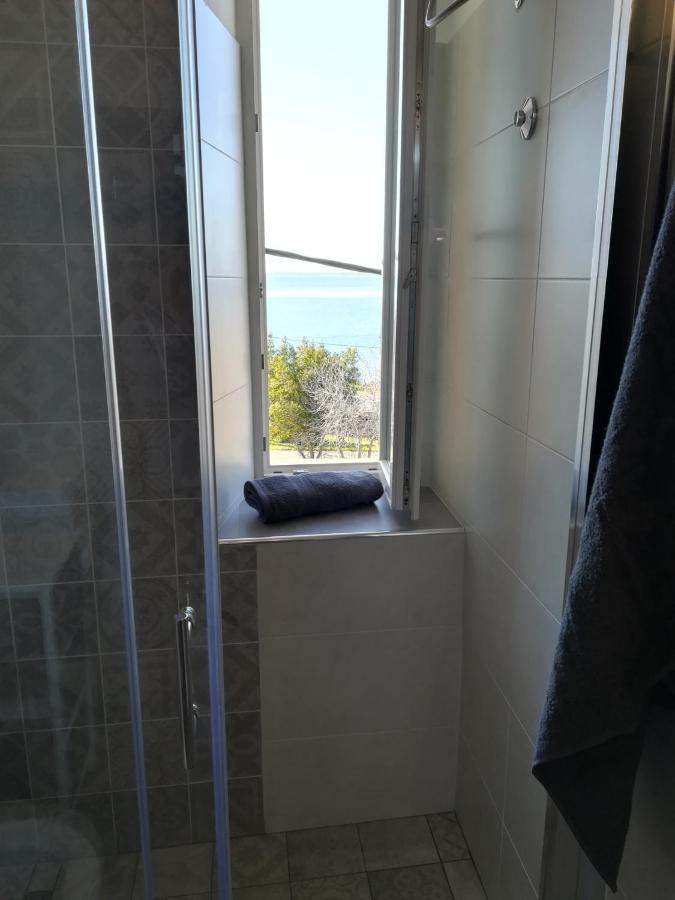Apartment Stefania On The Beach Коромачно Екстер'єр фото